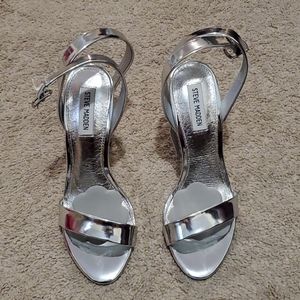 Steve madden silver chunky heel shoe